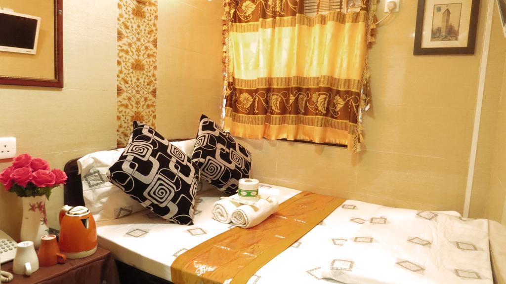 Guest house Dhillon -guest House & *
